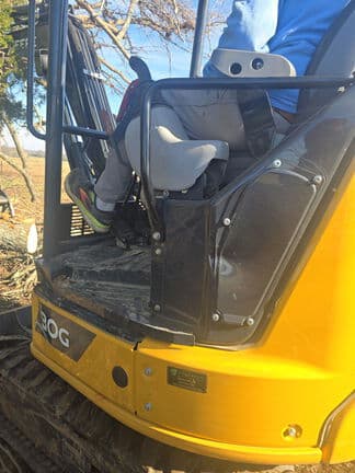 Image of John Deere 30G equipment image 1