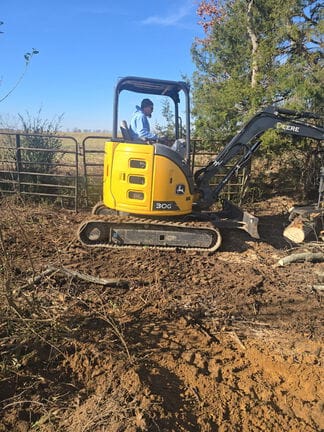 2021 John Deere 30G Equipment Image0