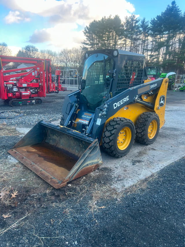 Image of John Deere 316GR equipment image 1