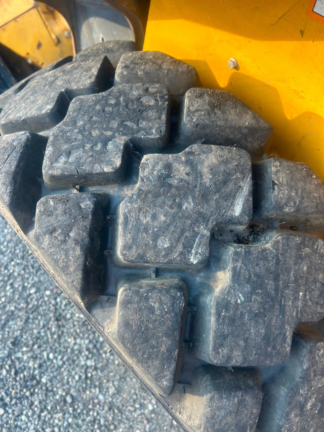 Image of John Deere 316GR equipment image 4