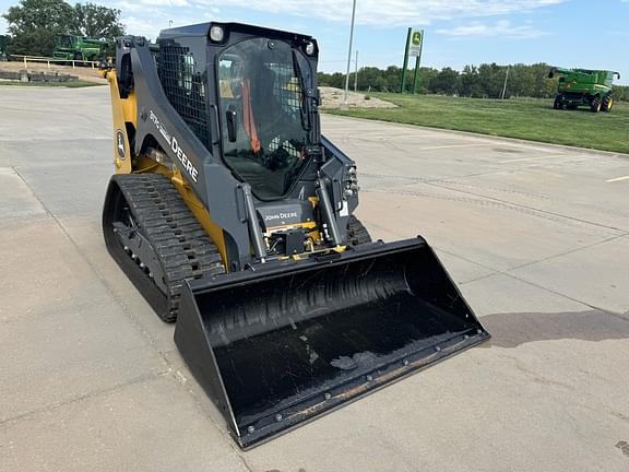 Image of John Deere 317G equipment image 1