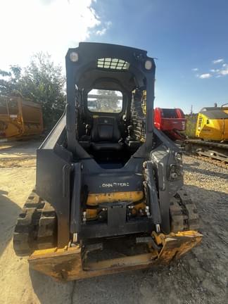Image of John Deere 317G equipment image 2