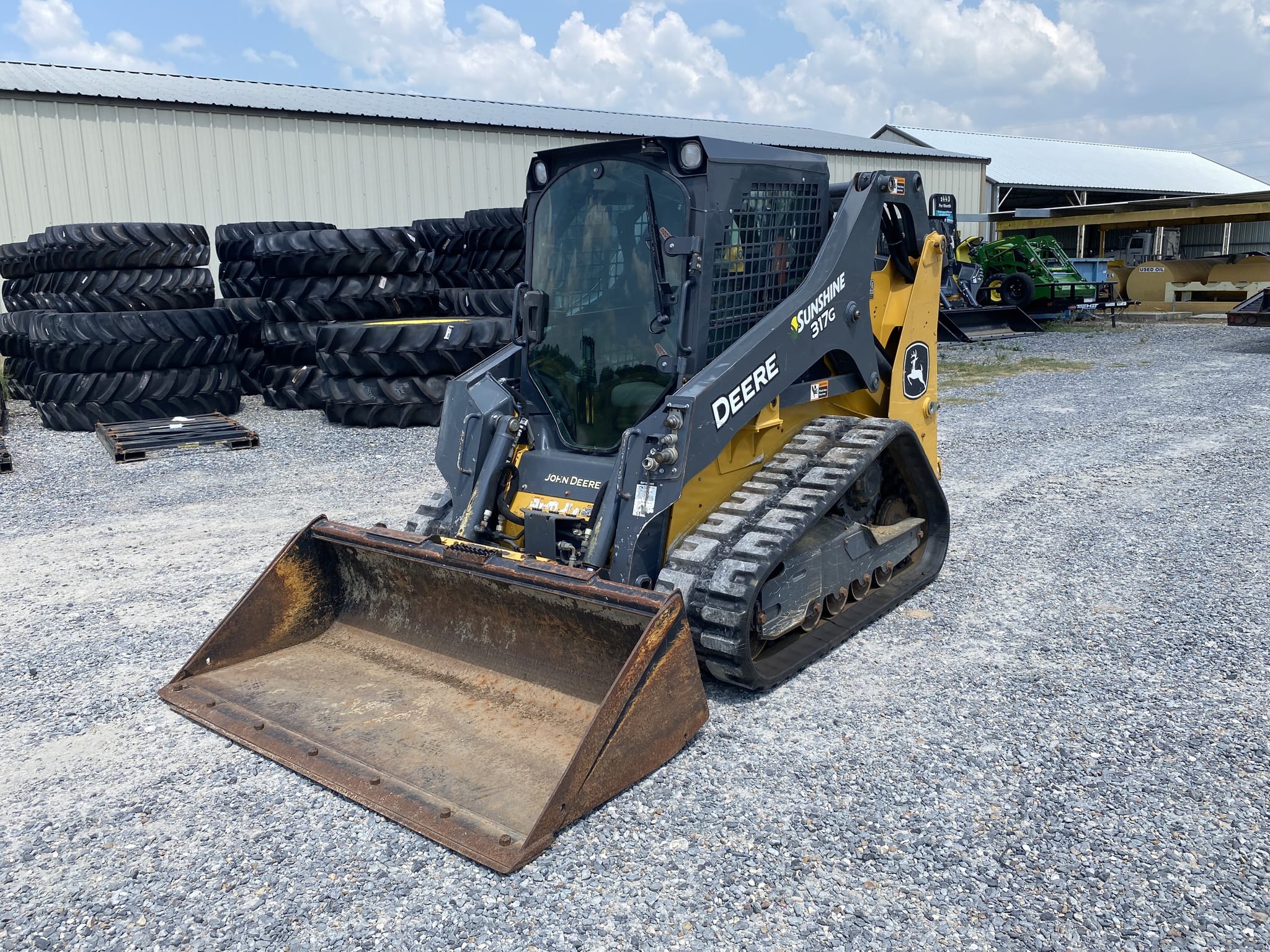 2021 John Deere 317G Equipment Image0