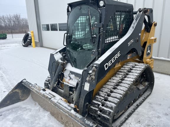 Image of John Deere 317G equipment image 2