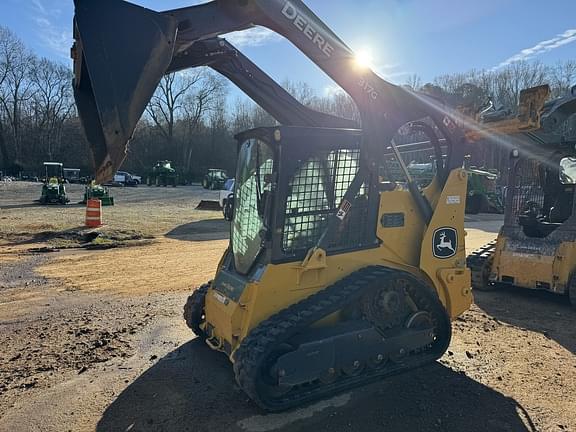 Image of John Deere 317G equipment image 4