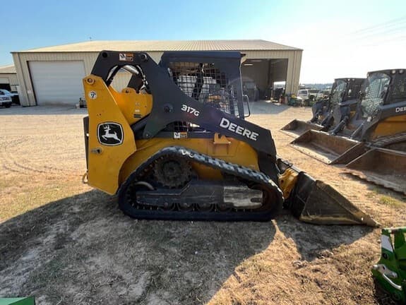 Image of John Deere 317G equipment image 2