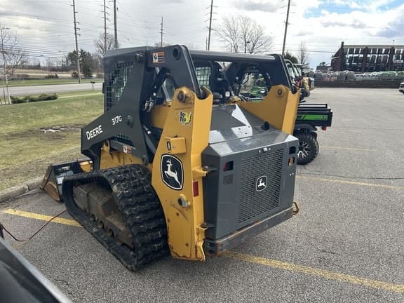 Image of John Deere 317G equipment image 3