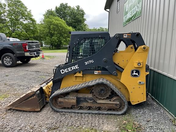 Image of John Deere 317G equipment image 3