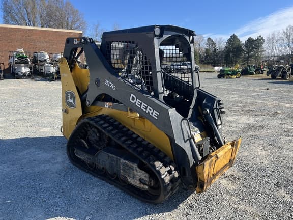 Image of John Deere 317G equipment image 3