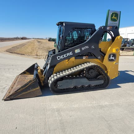 Image of John Deere 317G equipment image 1