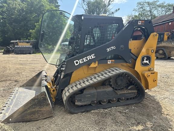 Image of John Deere 317G equipment image 2