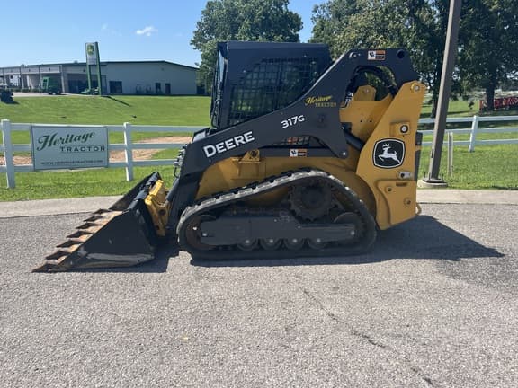 Image of John Deere 317G equipment image 1