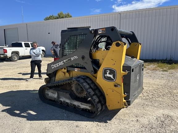 Image of John Deere 317G equipment image 4