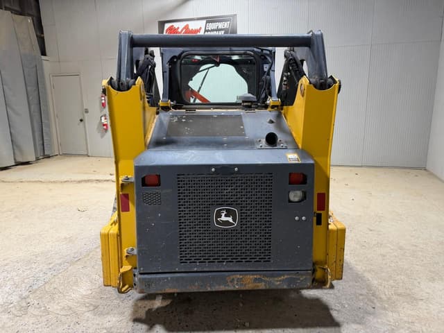 Image of John Deere 317G equipment image 3