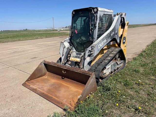 Image of John Deere 317G equipment image 1