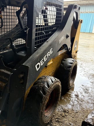 2021 John Deere 318G Equipment Image0
