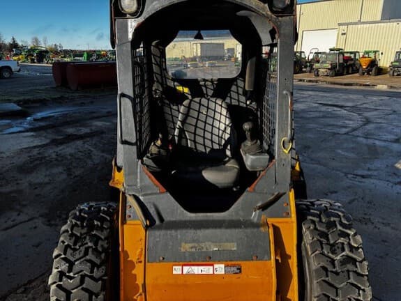 Image of John Deere 318G equipment image 4