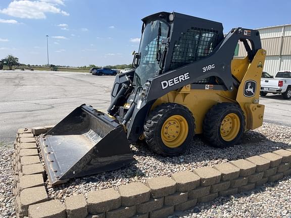 Image of John Deere 318G equipment image 1