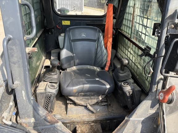 Image of John Deere 318G equipment image 3