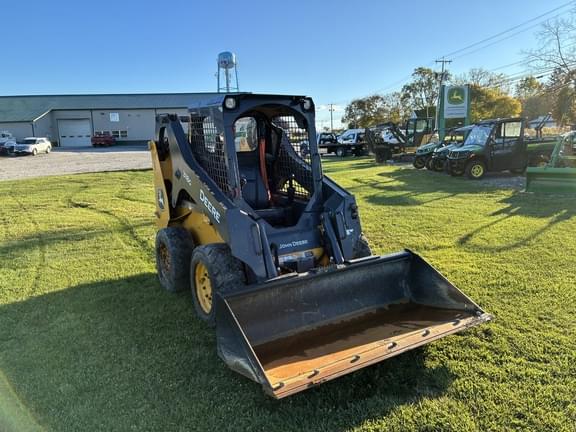 Image of John Deere 318G equipment image 1