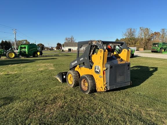 Image of John Deere 318G equipment image 4