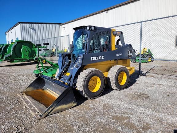 Main image John Deere 320G
