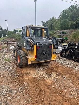 Image of John Deere 320G equipment image 2