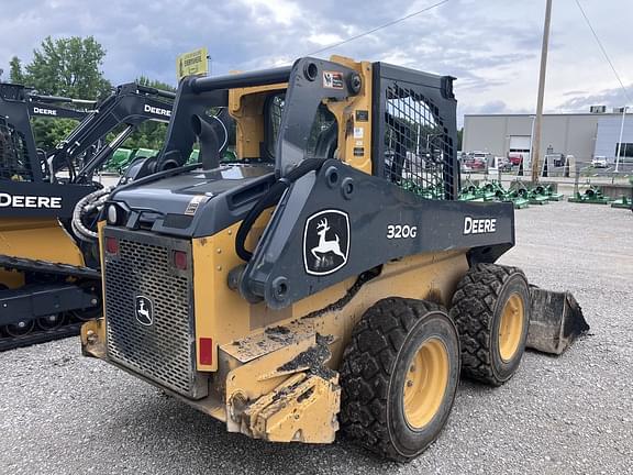 Image of John Deere 320G equipment image 1