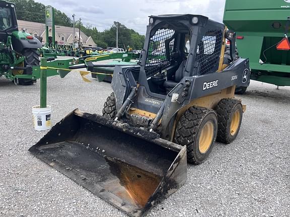 Image of John Deere 320G equipment image 2