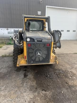 Image of John Deere 320G equipment image 2
