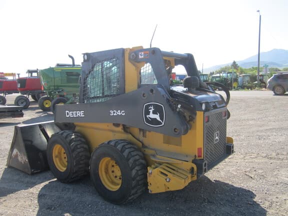 Image of John Deere 324G equipment image 4
