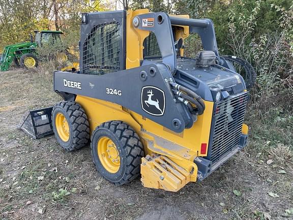 Image of John Deere 324G equipment image 3