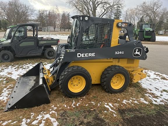 Image of John Deere 324G equipment image 1