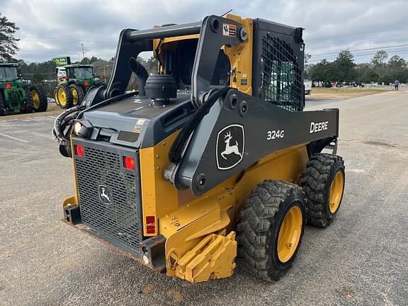 Image of John Deere 324G equipment image 3