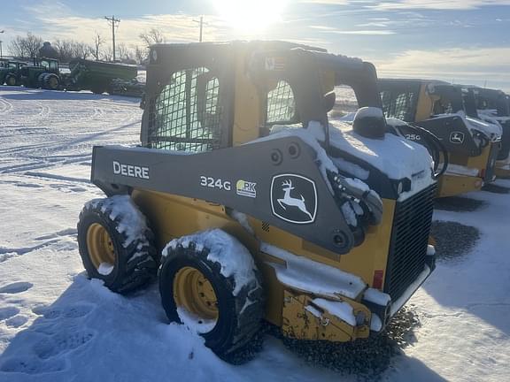 Image of John Deere 324G equipment image 2