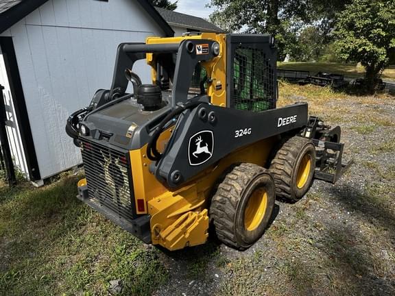 Image of John Deere 324G equipment image 3
