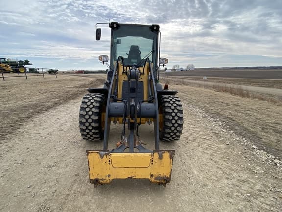 Image of John Deere 324L equipment image 1
