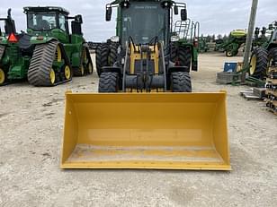 Main image John Deere 324L 18