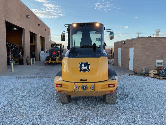Image of John Deere 324L equipment image 3