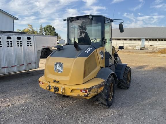 Image of John Deere 324L equipment image 3
