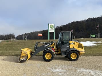 Main image John Deere 324L