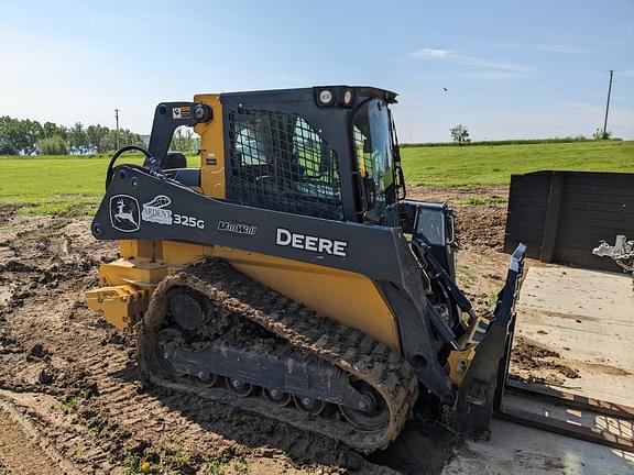 Image of John Deere 325G equipment image 1