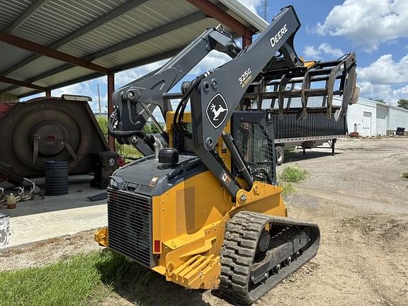 Image of John Deere 325G equipment image 4
