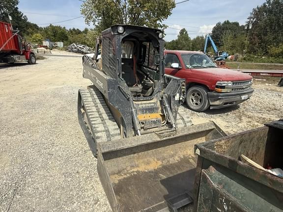 Image of John Deere 325G equipment image 4