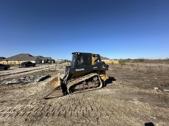 Image of John Deere 325G equipment image 2