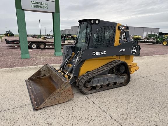 Image of John Deere 325G equipment image 1