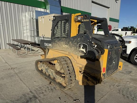 Image of John Deere 325G equipment image 4