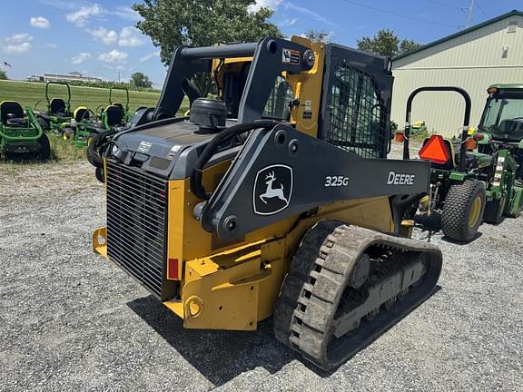 Image of John Deere 325G equipment image 4
