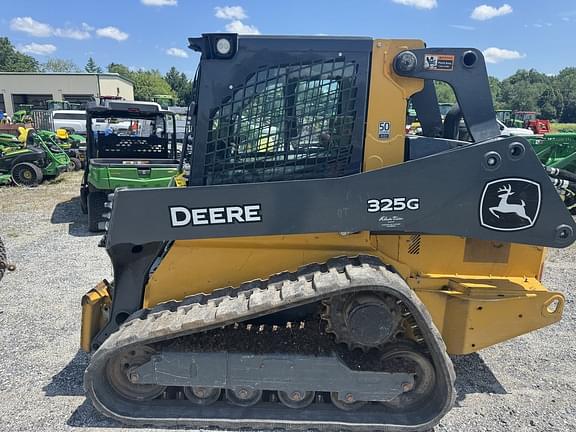 Image of John Deere 325G equipment image 1