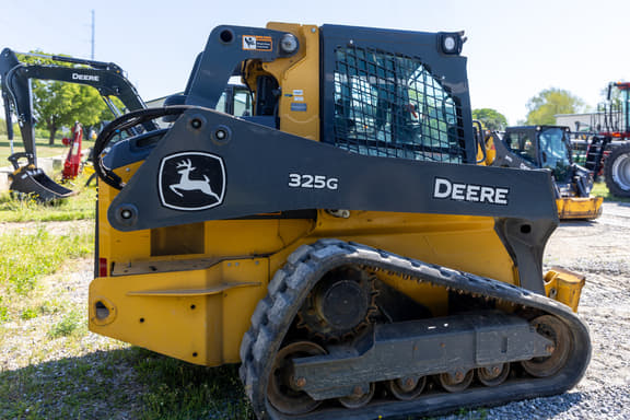 Image of John Deere 325G equipment image 2